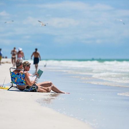 3 Waves From It All By Beachside Management Siesta Key Exteriör bild